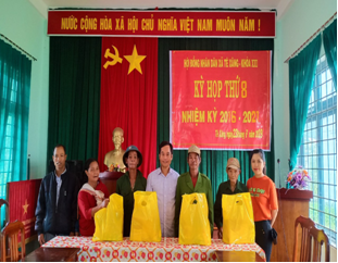 Hoạt động thăm và tặng quà nhân ngày Thương binh liệt sỹ (27-7) của ngành Xây dựng tỉnh Kon Tum